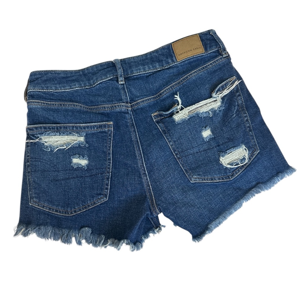 American Eagle, Tomgirl Blue Denim Distressed‎ Shorts, Size 2 - Picture 3 of 4